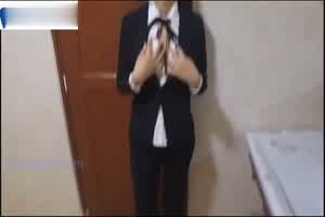 女业务到厕所做爱却来电话!拼命伪装还是忍不住淫叫几声  背景图片