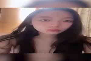 漂亮女友求我狠狠的操  背景图片