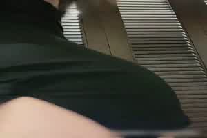 主播直播白滑嫩妹主动女上美臀菊花表露无遗狠狠抽打  背景图片