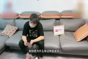 把刚大学毕业的女家教操到床上  背景图片