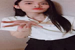 门事件 国中钟雅姿老师性爱影片外流  背景图片