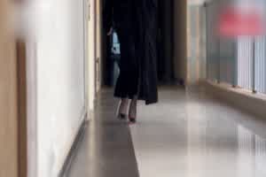 月月 嫩鲍线下女友上演丝足诱惑  背景图片