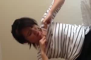 打工夫妻周末在家自拍虽然不漂亮但贵在真实  背景图片