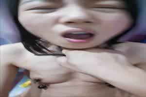 重口调教M女友  背景图片