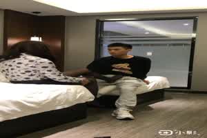 酒店榨精魔用嘴吸干你  背景图片