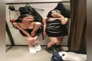 调教的高颜值小姐姐口活伺候，  背景图片