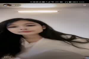 抖音快手走光系列-清新可爱型露乳头  背景图片