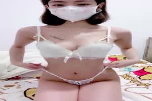 苗条小姐姐和闺蜜一起女同秀！  背景图片