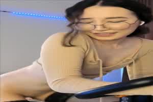 脚踏车玩具性爱  背景图片