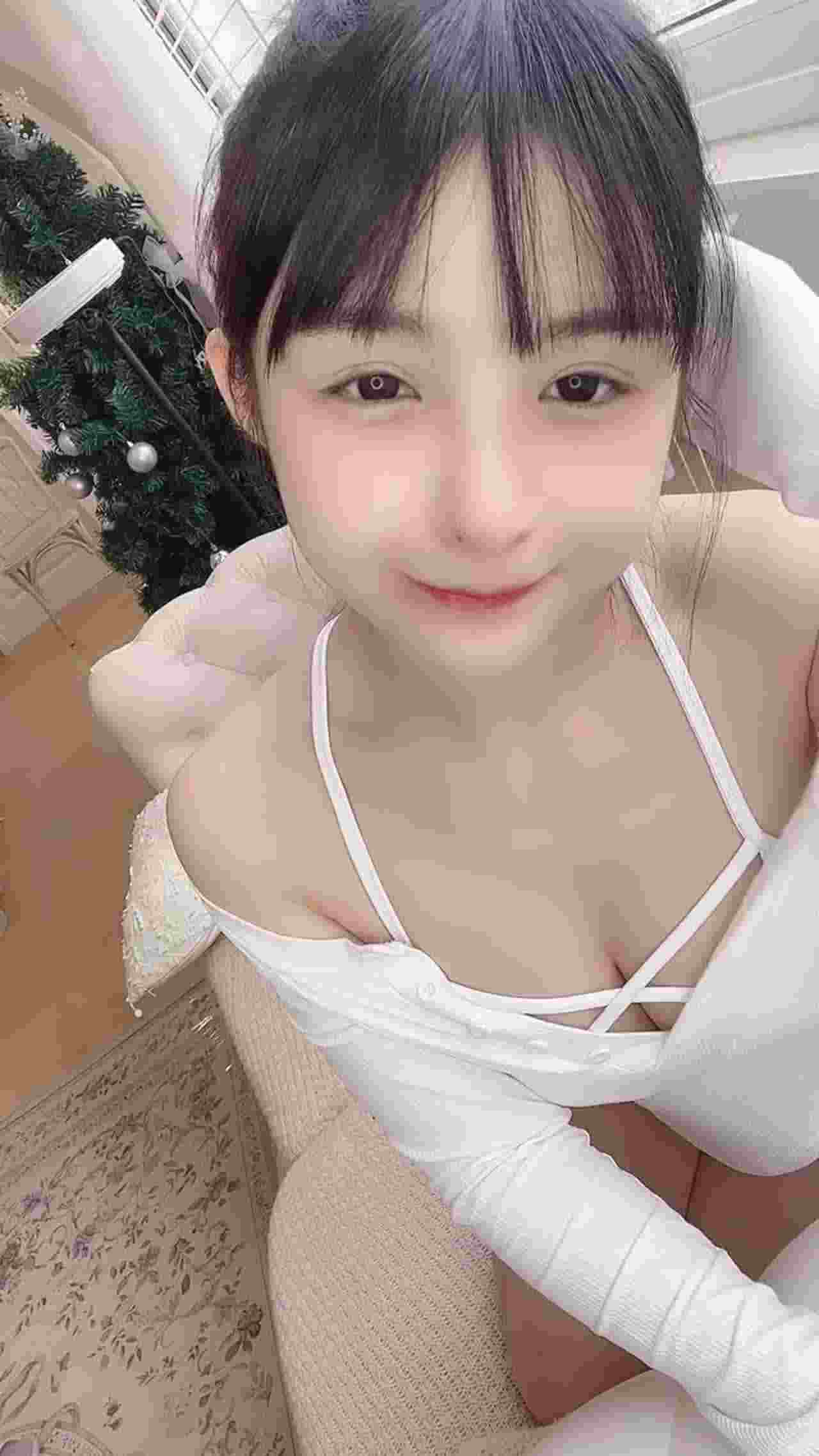  极品慎入 樱井宁宁 超可爱合法小萝莉 的剧照7