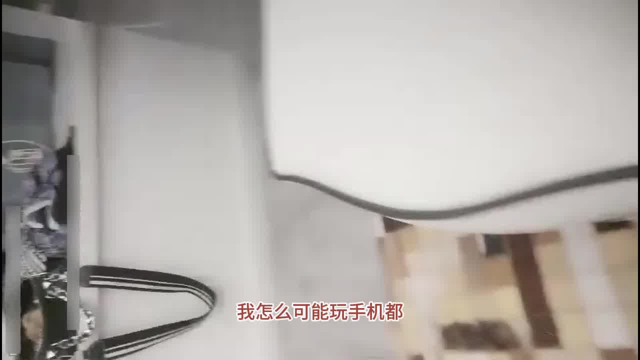  【探花翻车现场】鸡巴被我亲了你吃奶头，口活吞精超好小姐妹看羡慕了，老顾客提醒，嗑药还没开干就翻车了 的剧照10