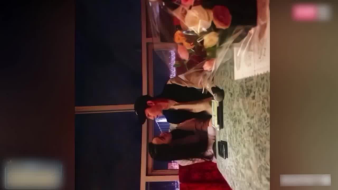  反差女神泄露惨遭网曝，上面深喉下面潮吹喷水内射 的剧照3