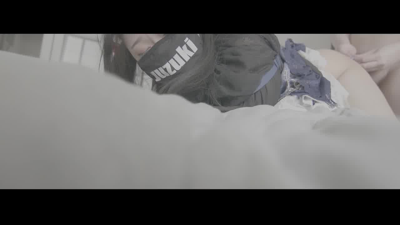  带叔叔回家却被推到，极品萝莉柚木白嫩肉体被无限凌辱 ！ 的剧照1