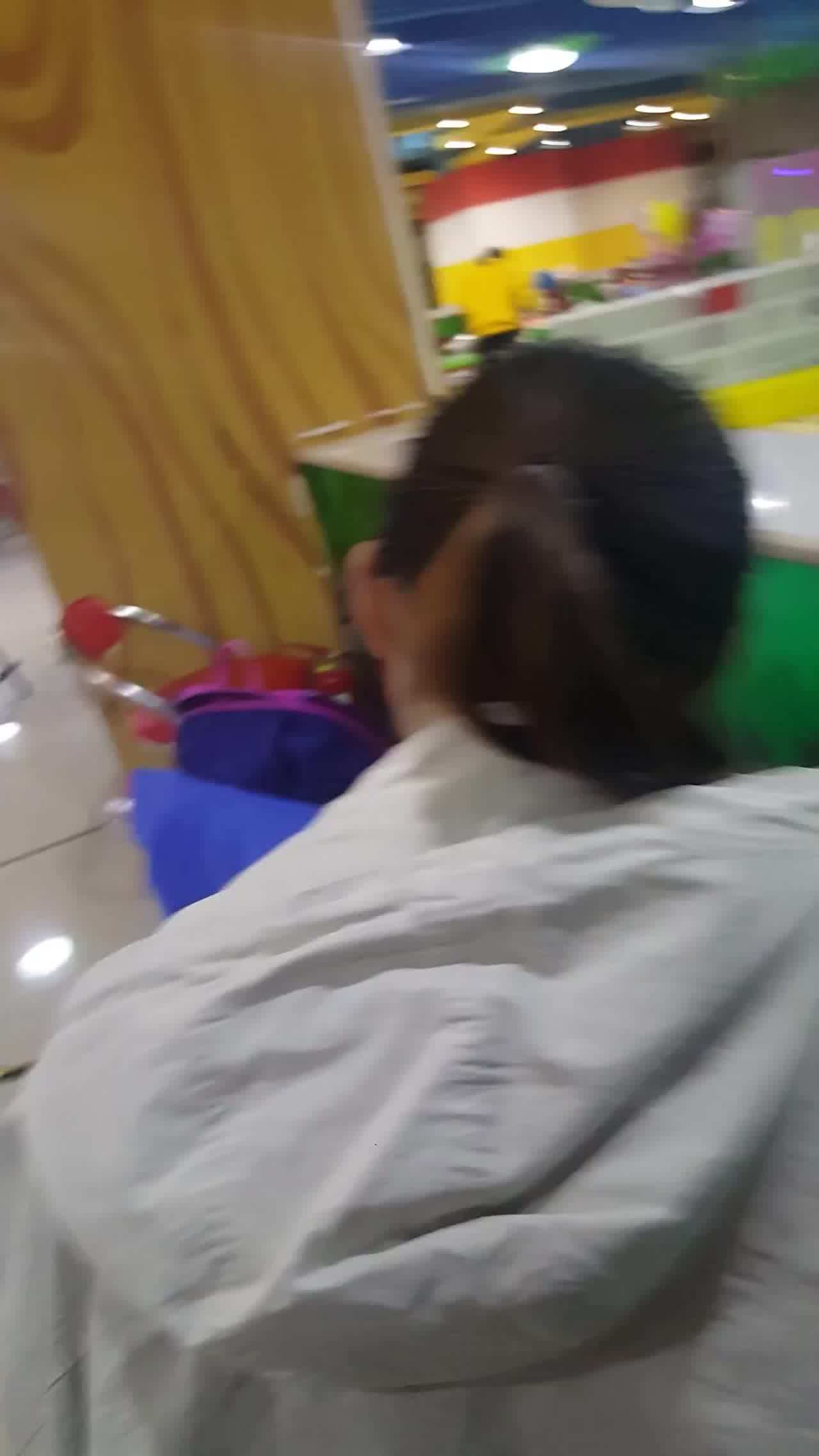  人性崩坏！飞机侠游乐场喷射，说出名言：完美喷射 的剧照4