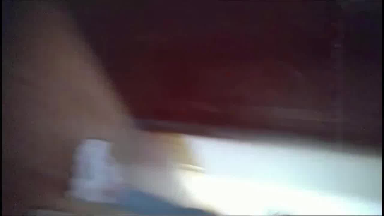  【城中村的爱情故事】三个大神独领风骚，操一次不解渴，大神放了两炮，村长竟然玩起了内射，胆子太大了 的剧照1