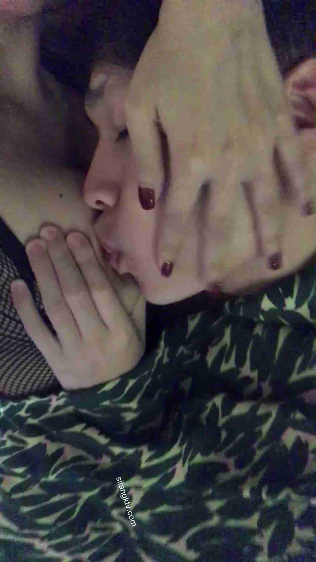  外商OL正妹发骚起来果然不一样 的剧照10