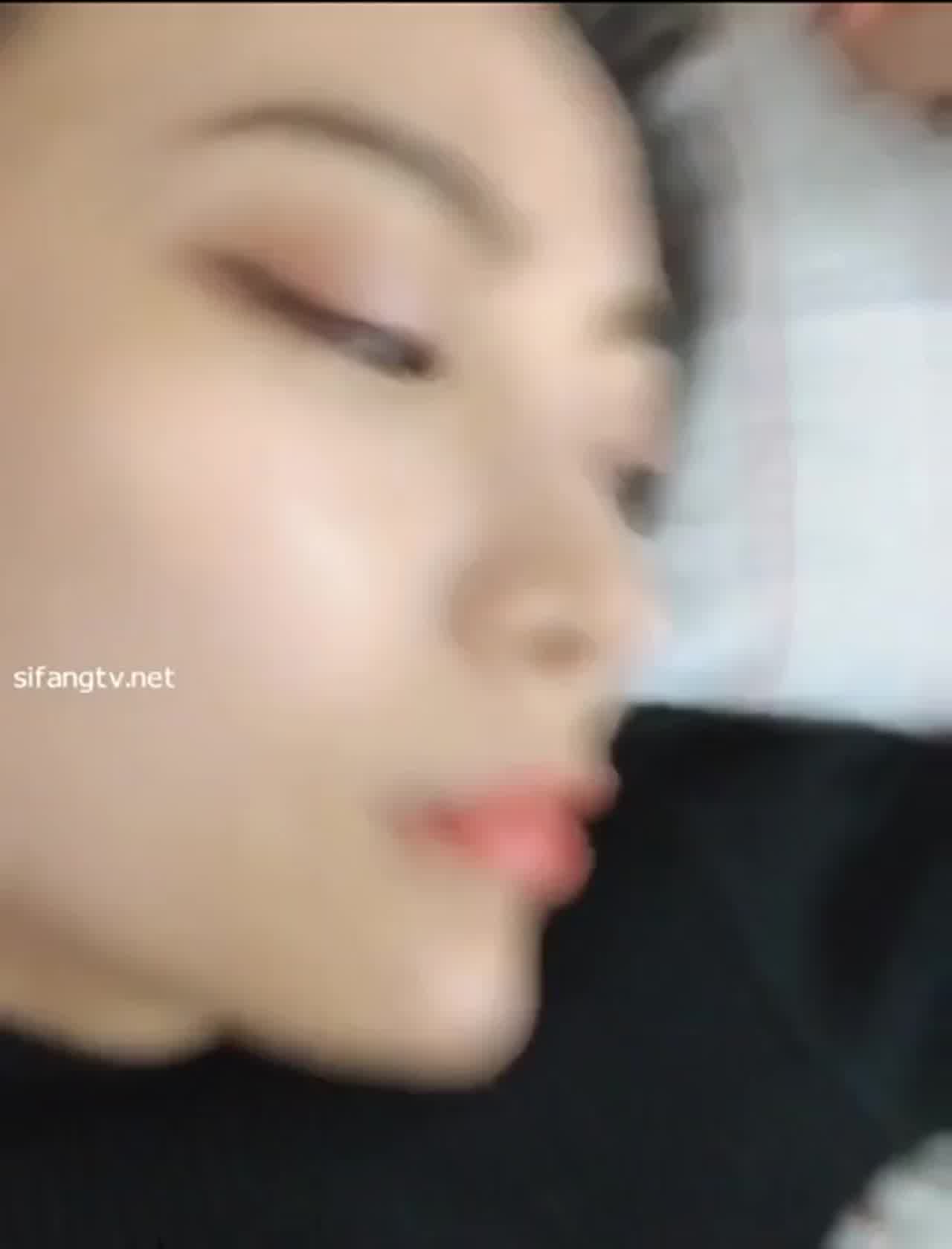  超靓美女大尺度性爱私拍 的剧照6