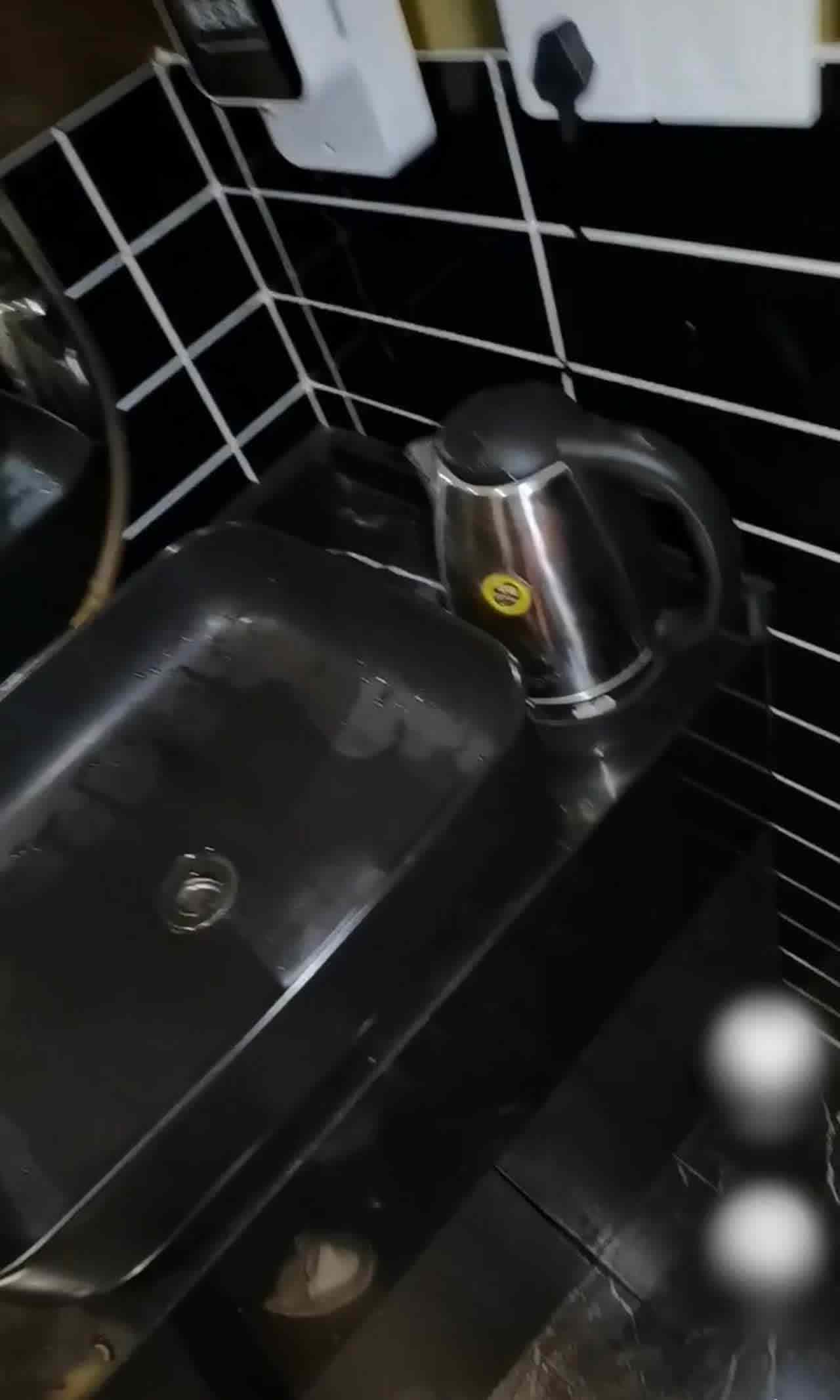  91大神 马尾刚好当扶手日 的剧照10