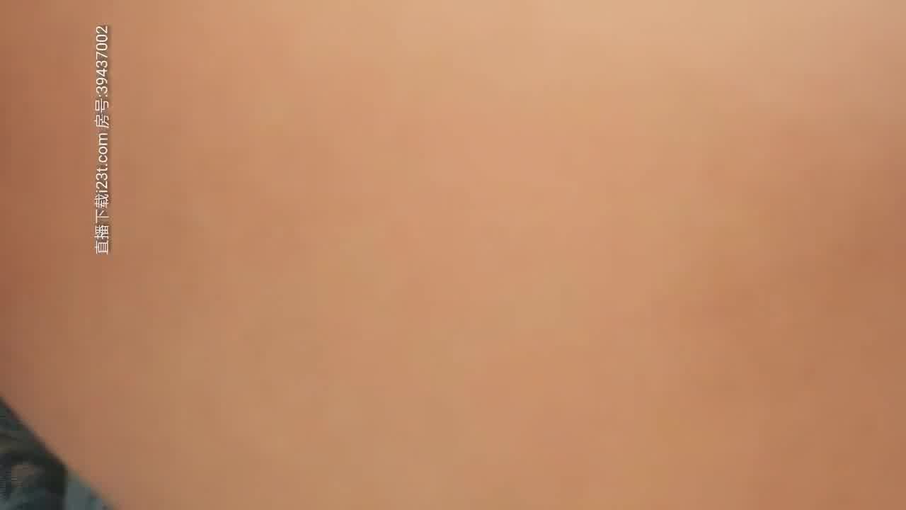  91探和猛男兄弟约了个长发妹子玩3P，长的标致也很会玩~ 的剧照5