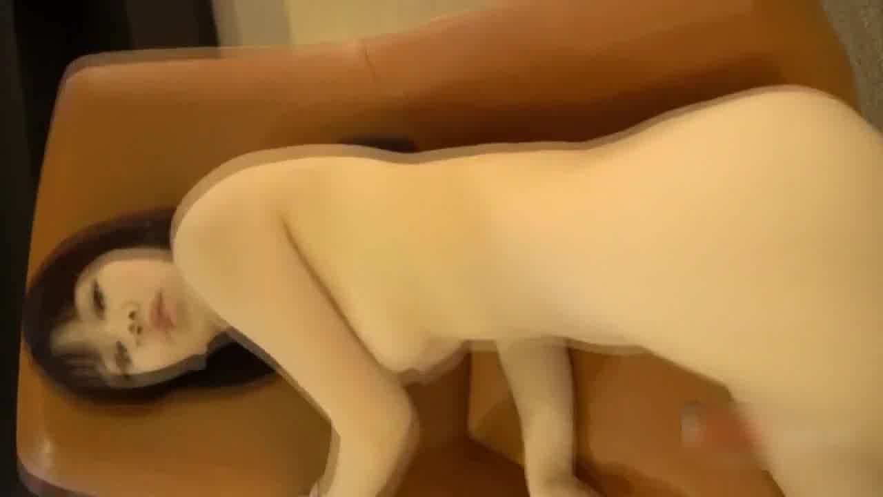  精致美女尤物少女 的剧照3