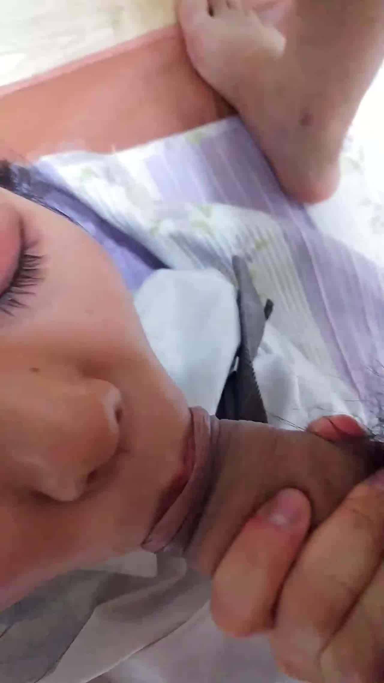  上班到上到太累 需要打一炮内射抒解压力 的剧照6