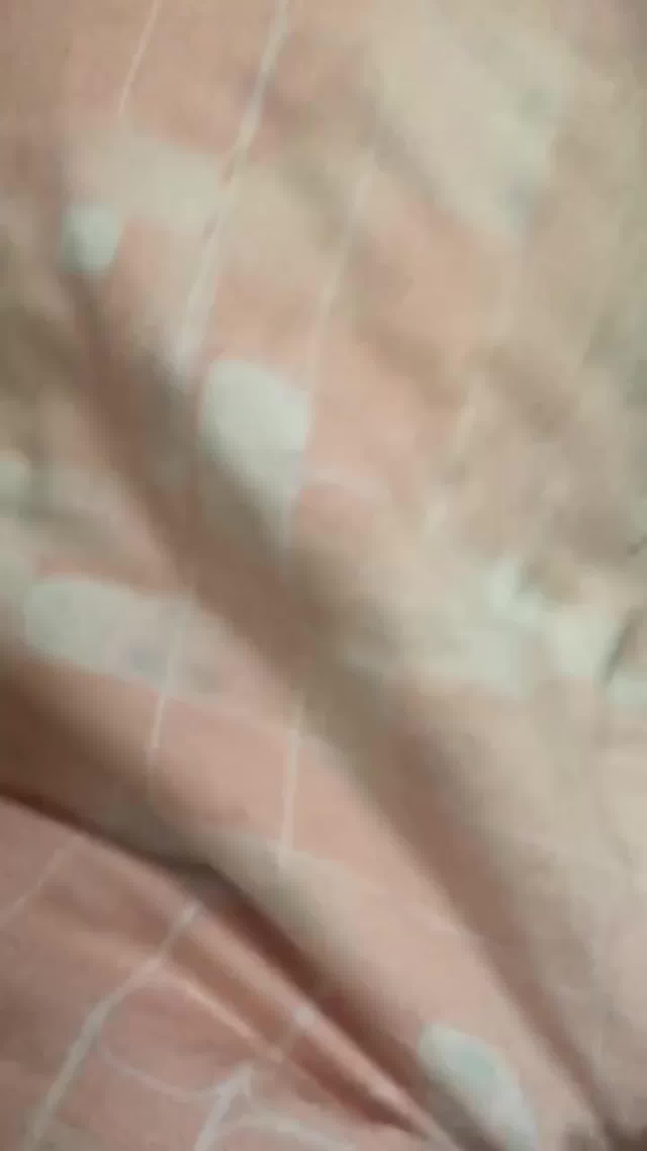  后入大屁股女友，叫声真的好听 接受交换 的剧照7