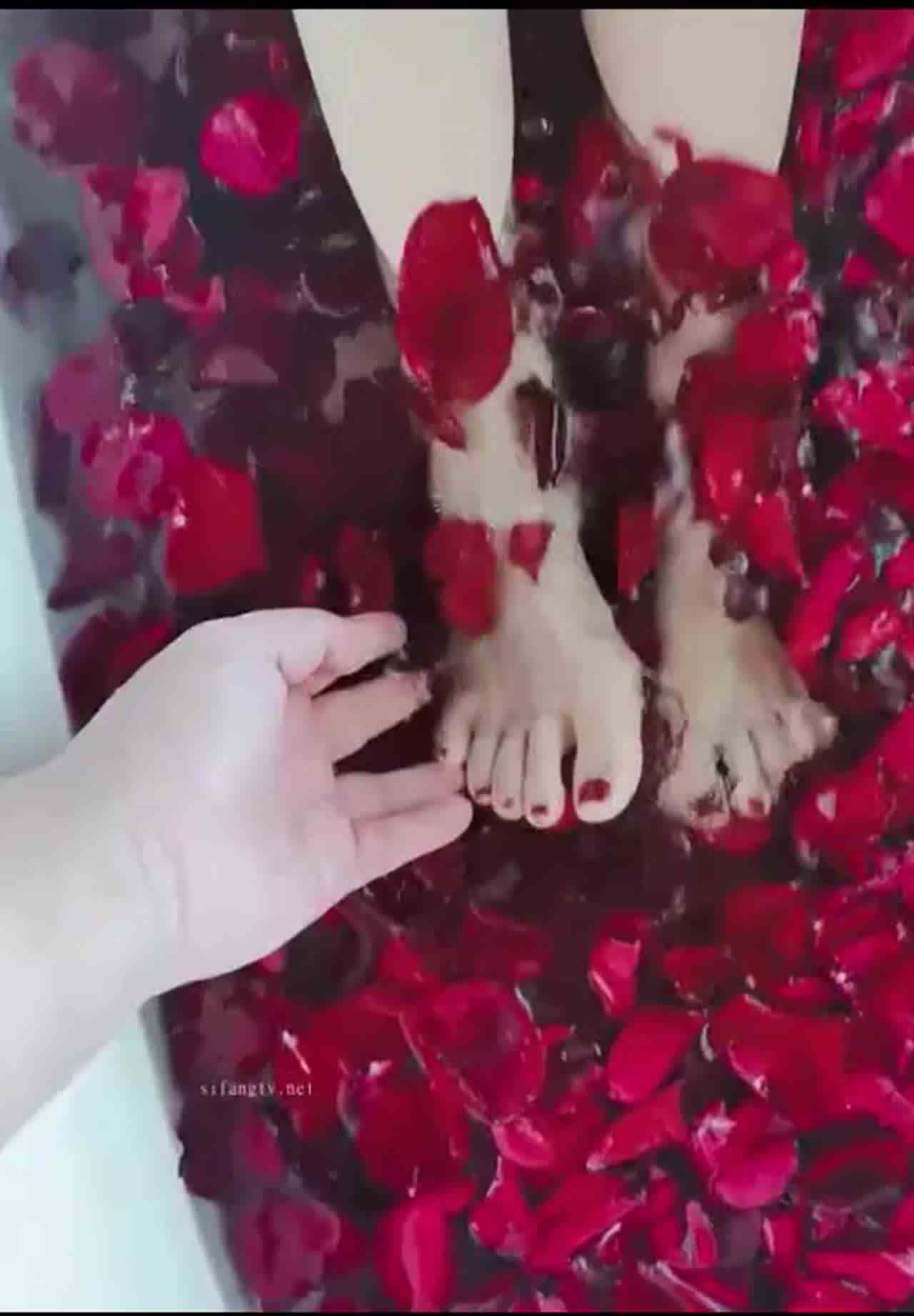  迷人蔓性爱合辑 三 的剧照10