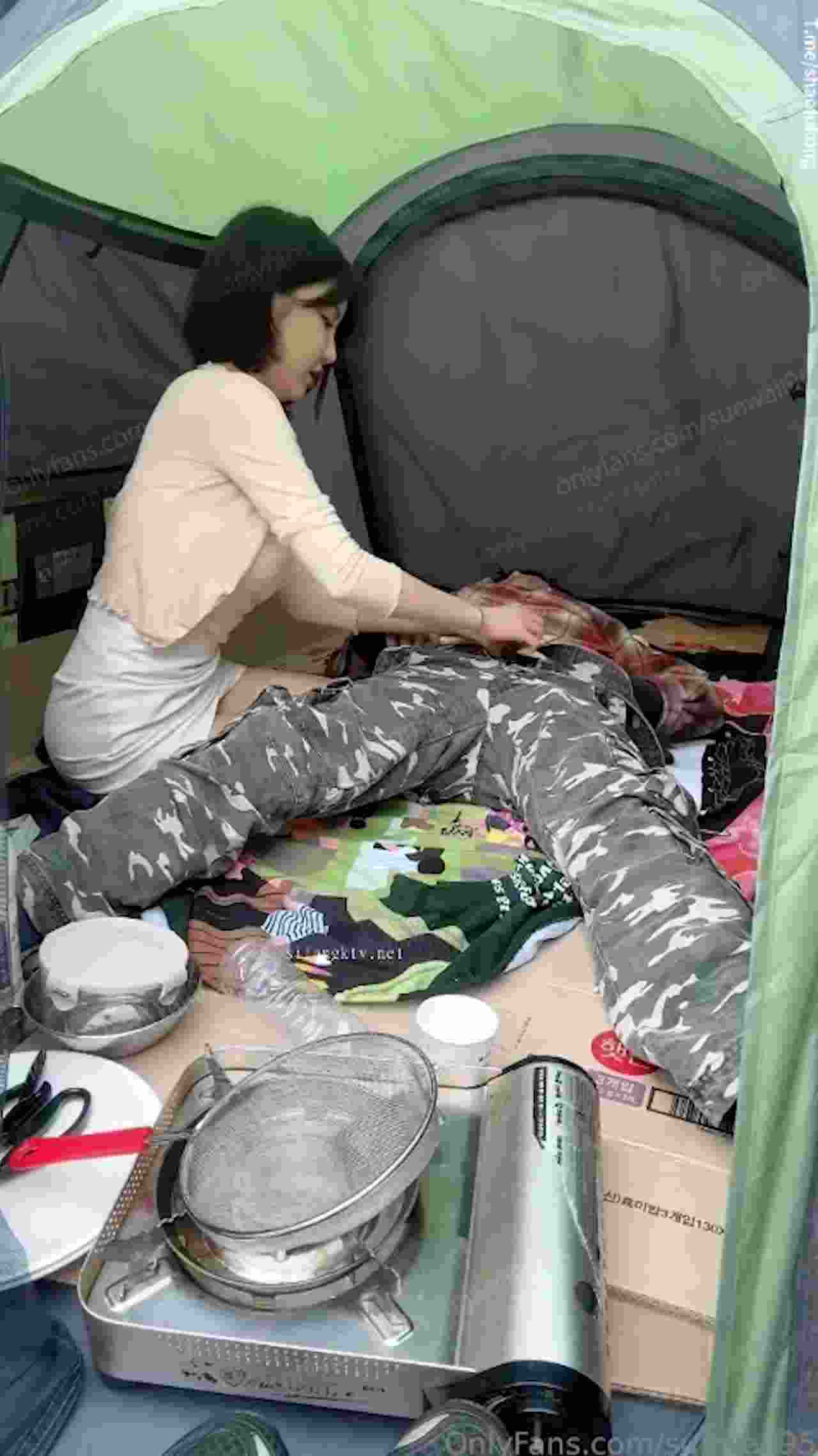  sunwall 韩善月推特女神慰问流浪汉 的剧照8