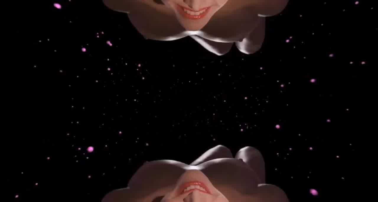  巴黎疯马秀大型裸舞表演 的剧照5