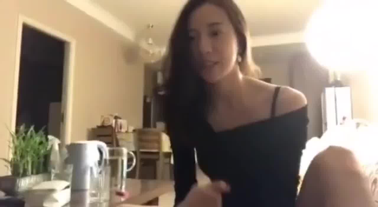  香港名模 的剧照4