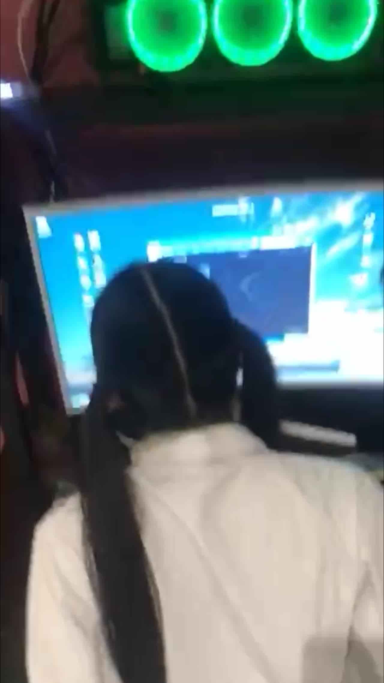  学霸女友做爱的骚样惨遭渣男外流 的剧照6