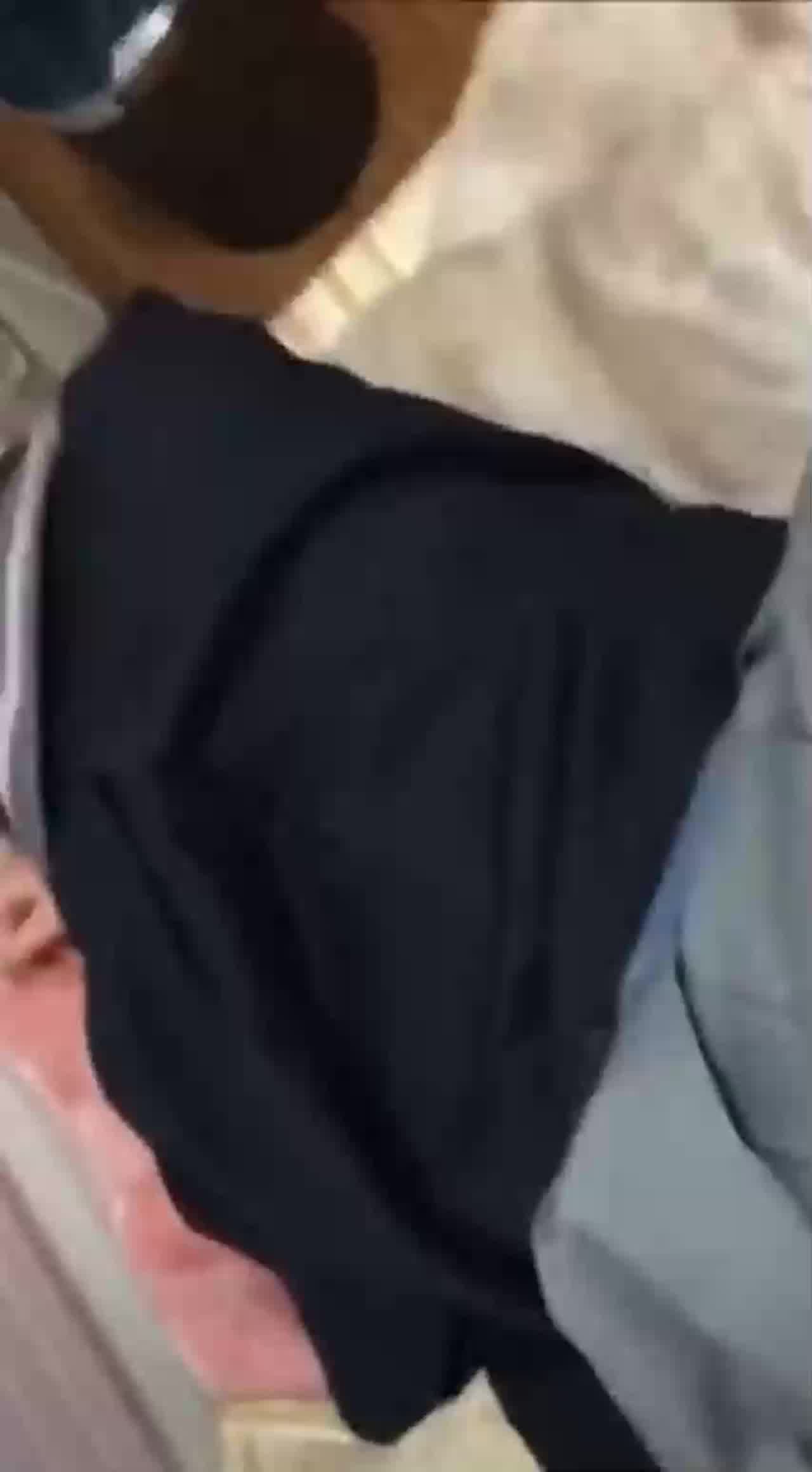  南京职中高中生第一次被干的逼都红了 的剧照10