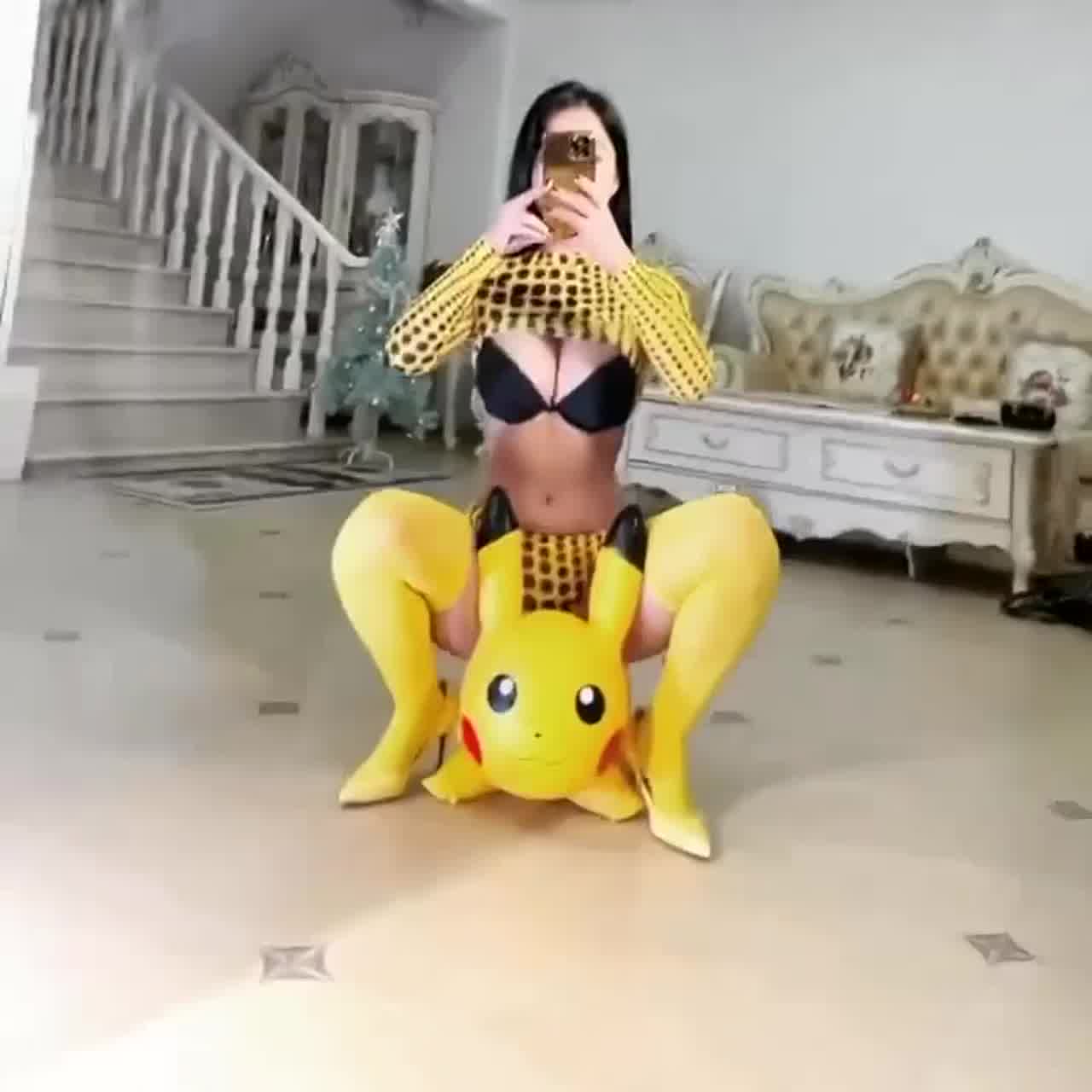  所以我说 皮卡超到底做错什么 的剧照2