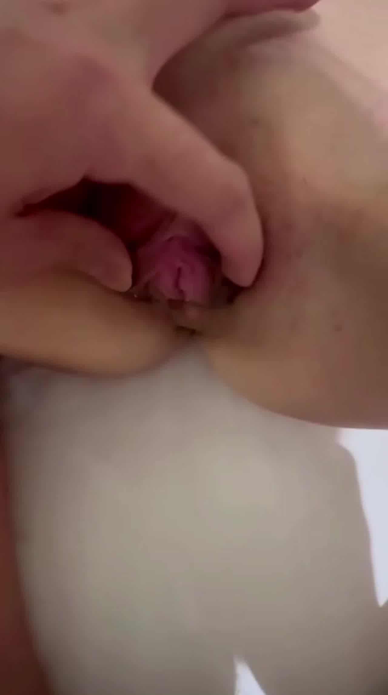  【反差婊泄密】富二代调教母狗，穷人的女神 富人的精盆，无套内射，干出白浆 的剧照9