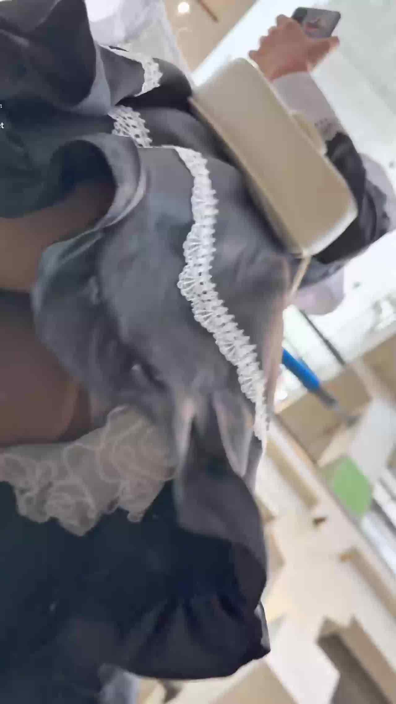  漫展遇上小女仆，连内裤都是成套的！ 的剧照7