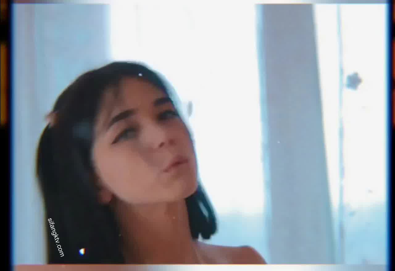  euphoriakush 西方甜美贫乳小萝莉 的剧照9