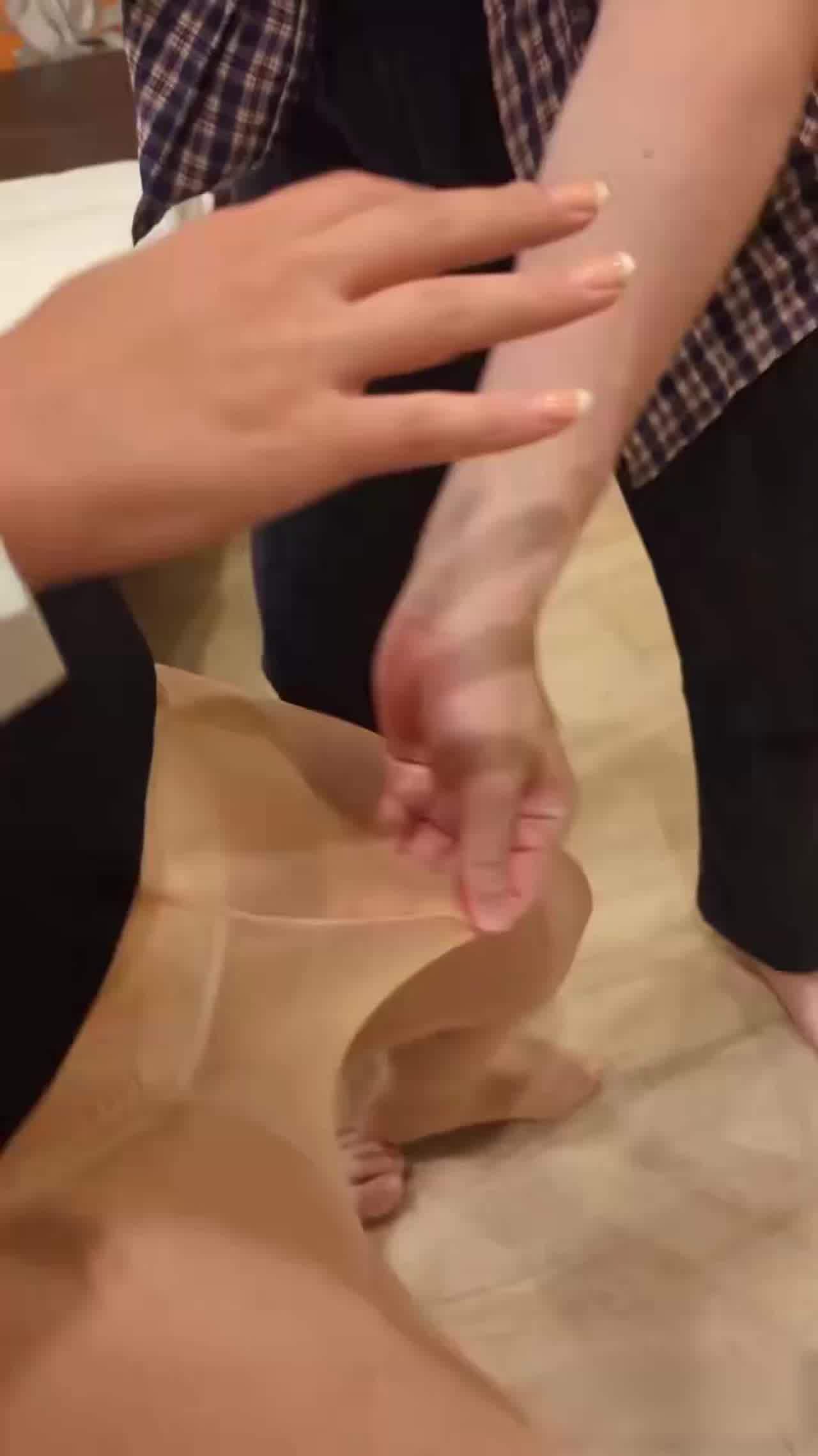  3p强奸日本可爱酒店经理 完整版 的剧照2