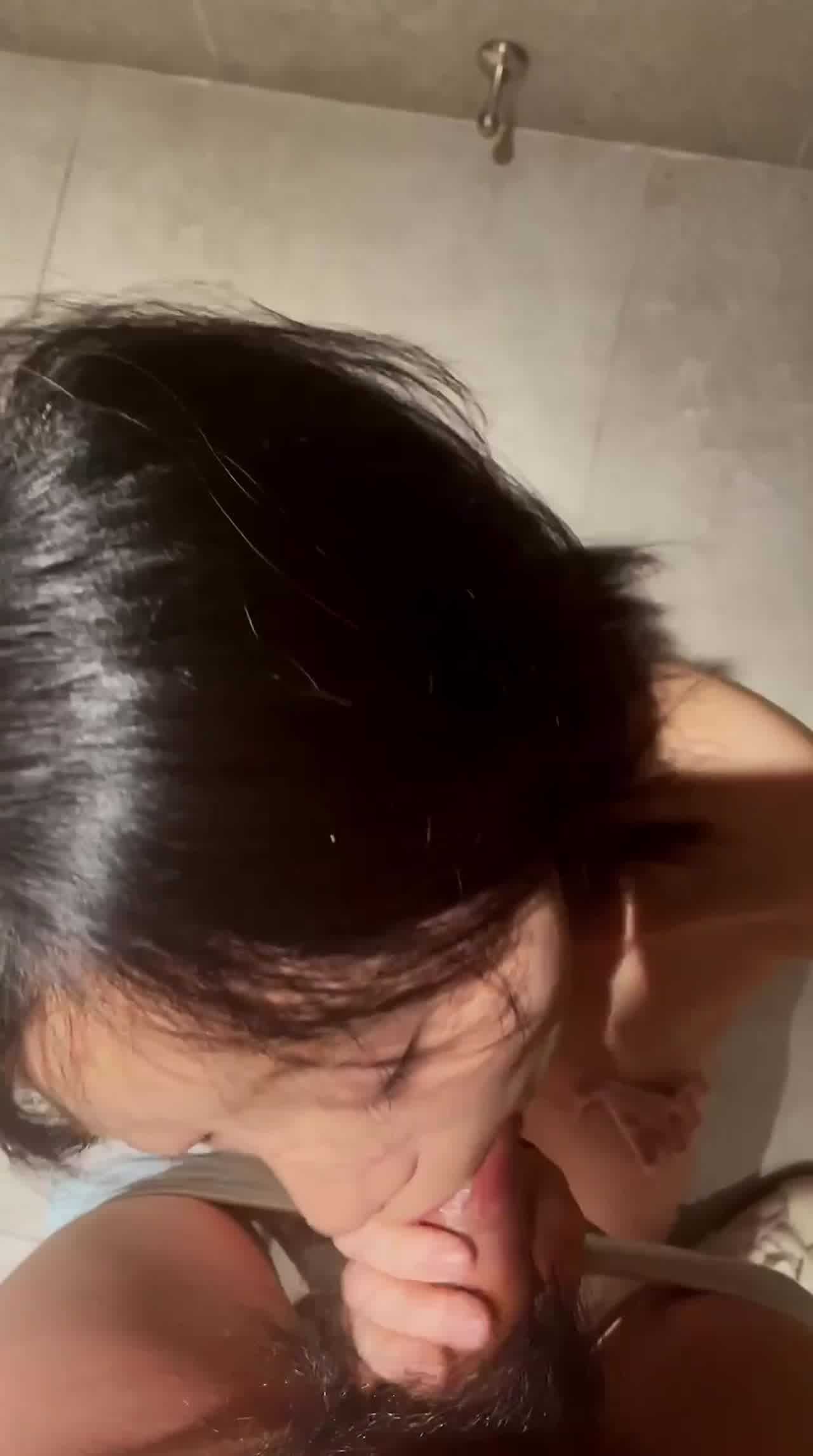  我的小母狗吃鸡巴很销魂 的剧照2