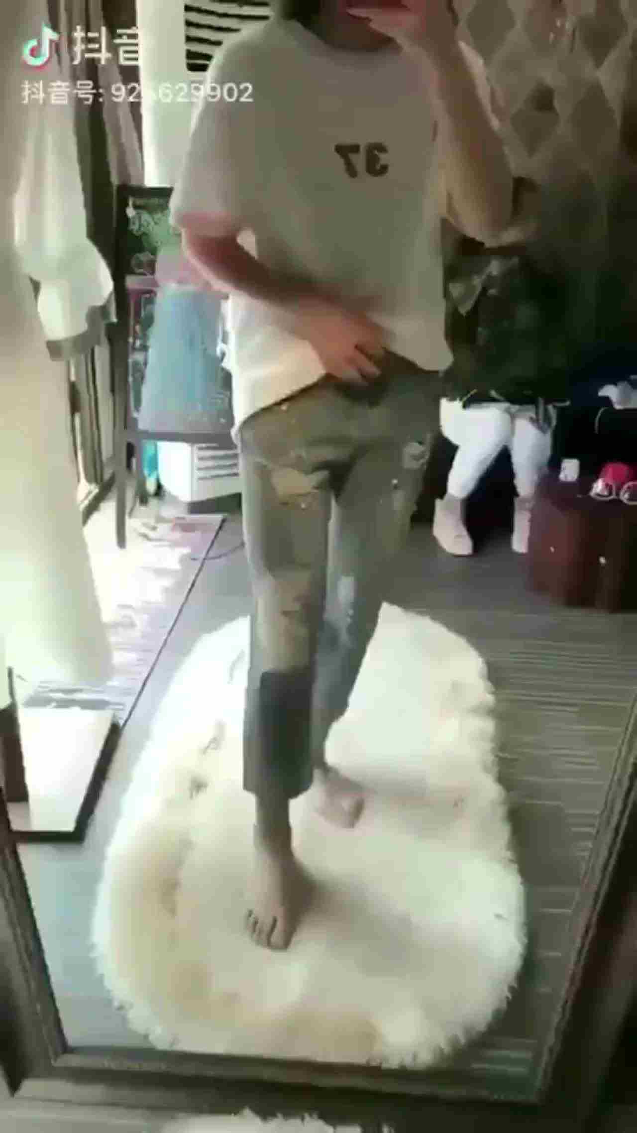  抖音各种疯狂不雅小视屏发骚爆奶等合集让你一次爽到射笑到尿 的剧照10