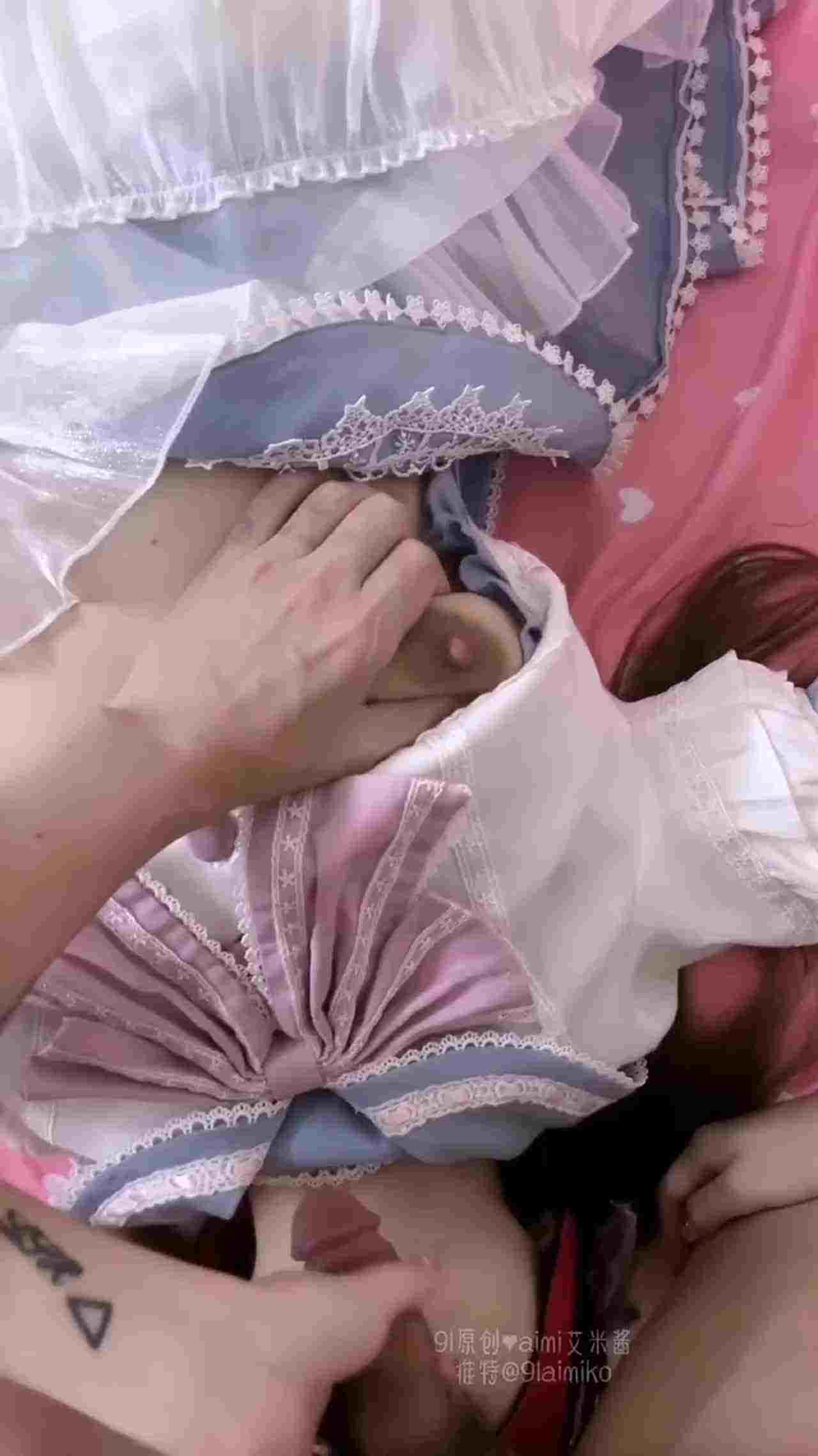  萝莉艾米被爸爸深喉中出2_4 的剧照9